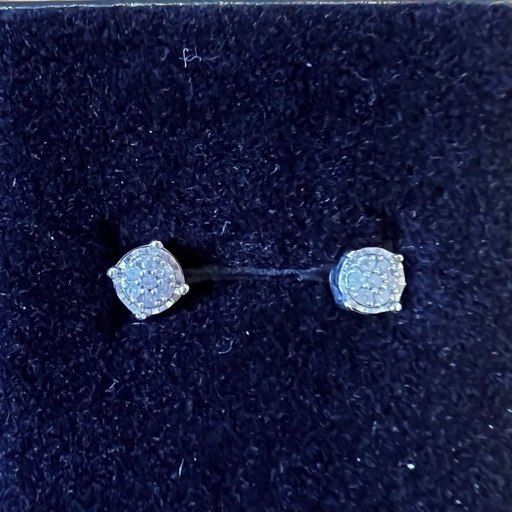Diamond earrings